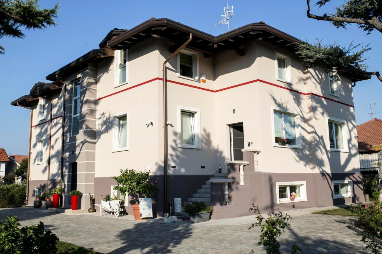 לינה וארוחת בוקר Ferno Casa Ananda מראה חיצוני תמונה